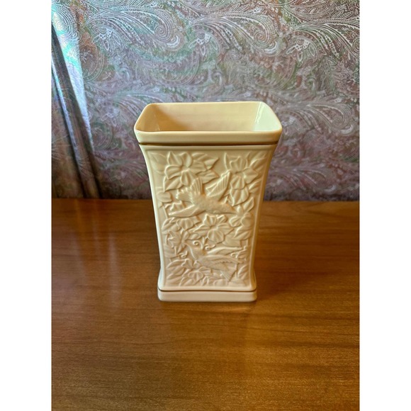 Vintage Hummingbird vase by Lenox - Picture 1 of 10